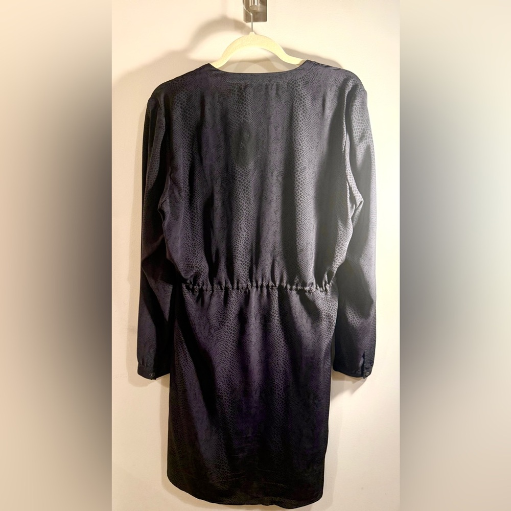 Rails 100% Silk, Black/Charcoal, Long Sleeve, Midi Dress With Subtle Cobra Print - Picture 7 of 10